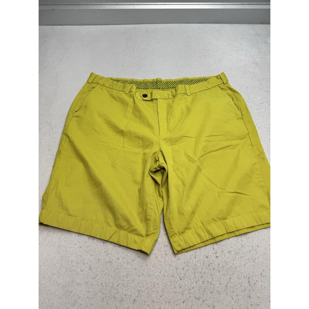 Brooks Brothers Shorts Mens 44 Lime Green Bermuda Chino 10 Inseam Cotton Casual